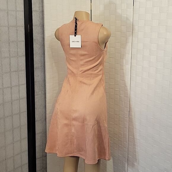 BRAND NEW AGNES&DORA JUMPER SLEEVELESS V-NECK DRESS - Picture 12 of 13